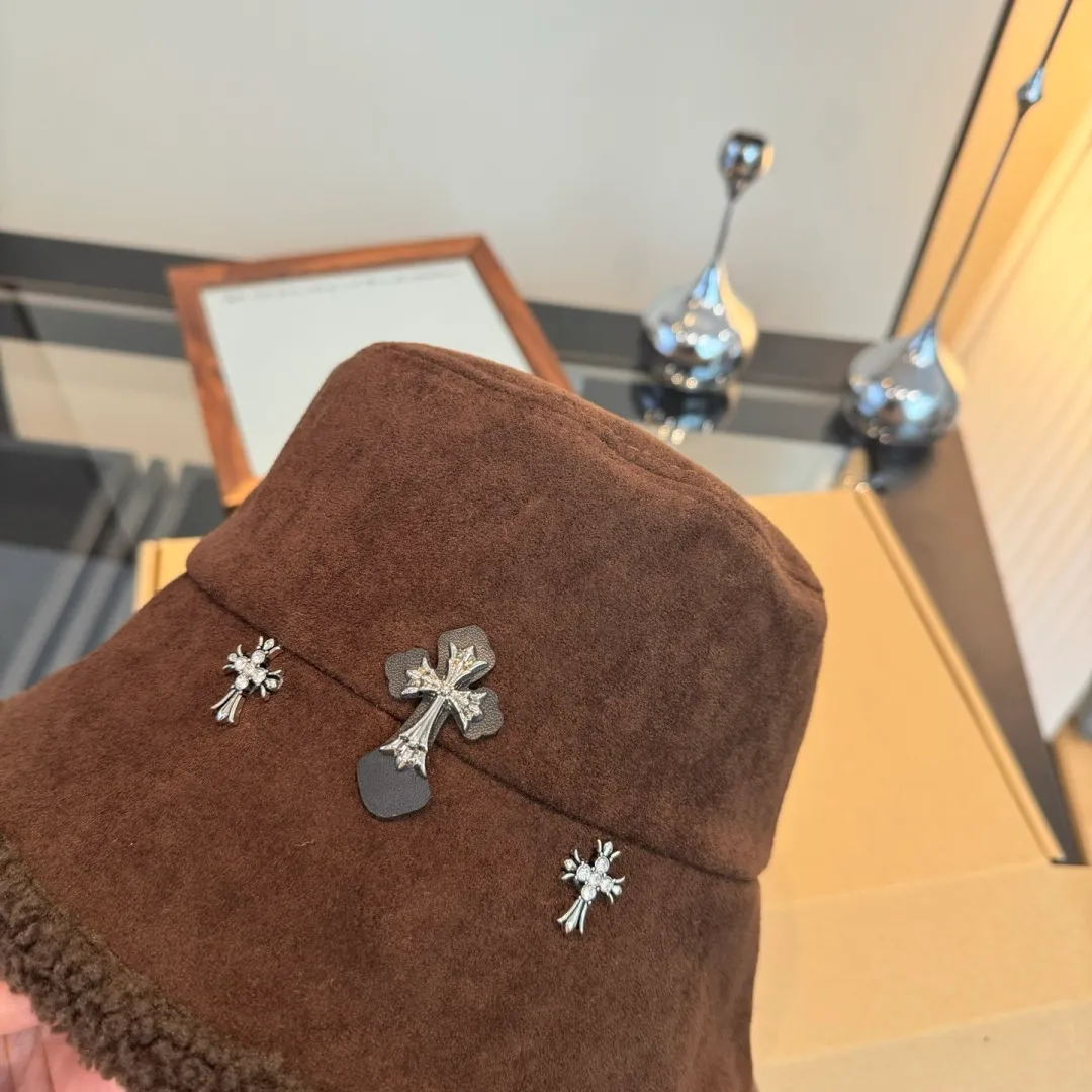 💰100¥ Croxin new wool bucket hat, foldable